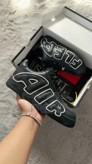 Nike X Cactus Plant Flea Market Air Force 1 Low en Cuir