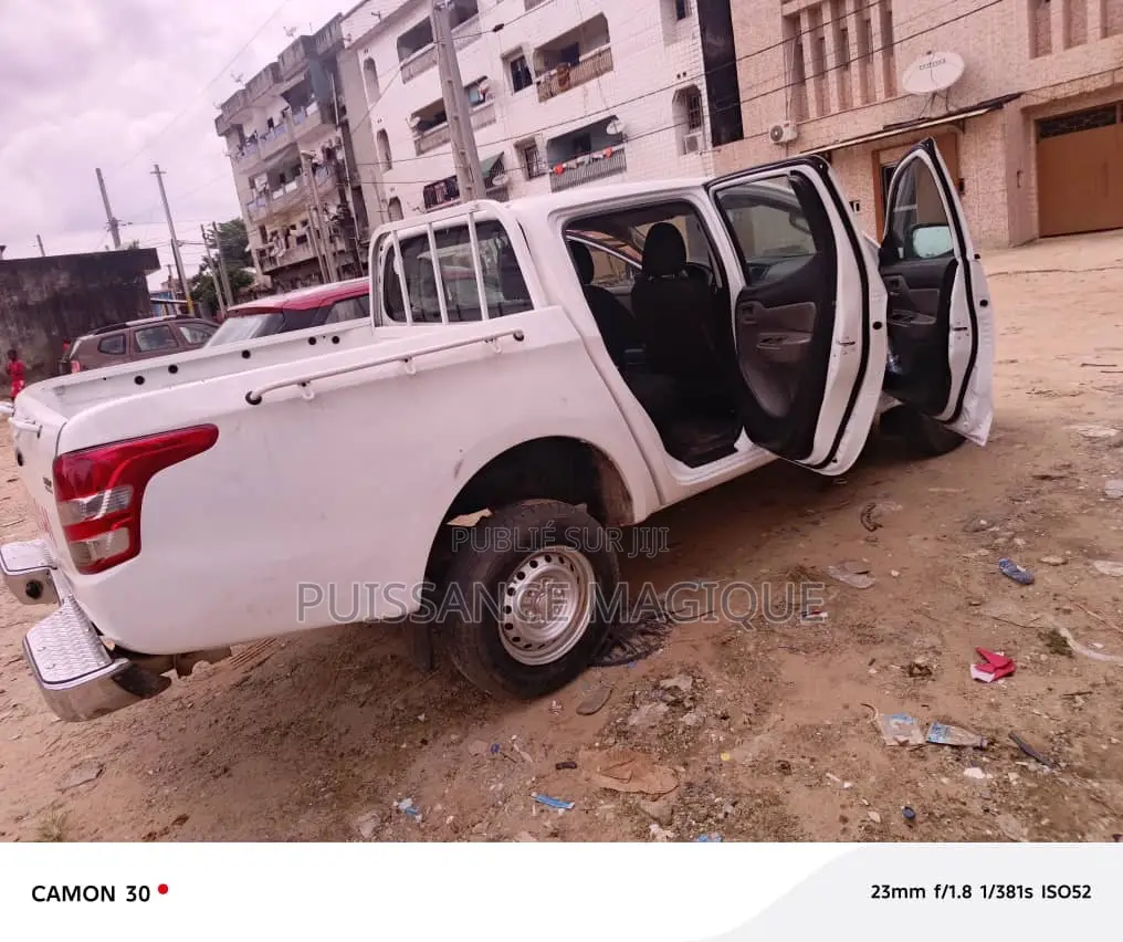 Mitsubishi L200 2019 Blanc