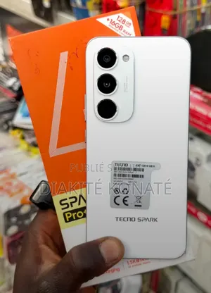 Nouveau Tecno Spark 40 Pro+ 256 GB Autre
