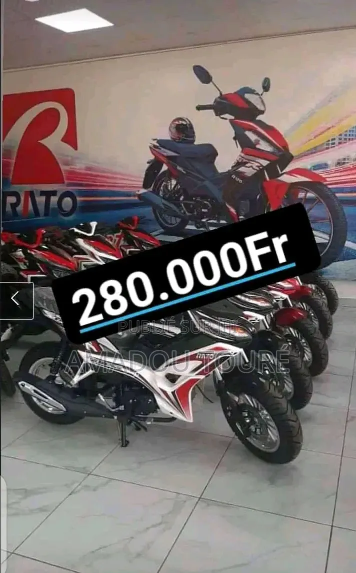 TVS Rockz 125 2026 Bleu