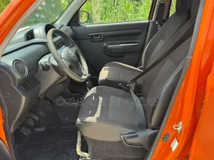 Suzuki S-Presso 2022 Orange