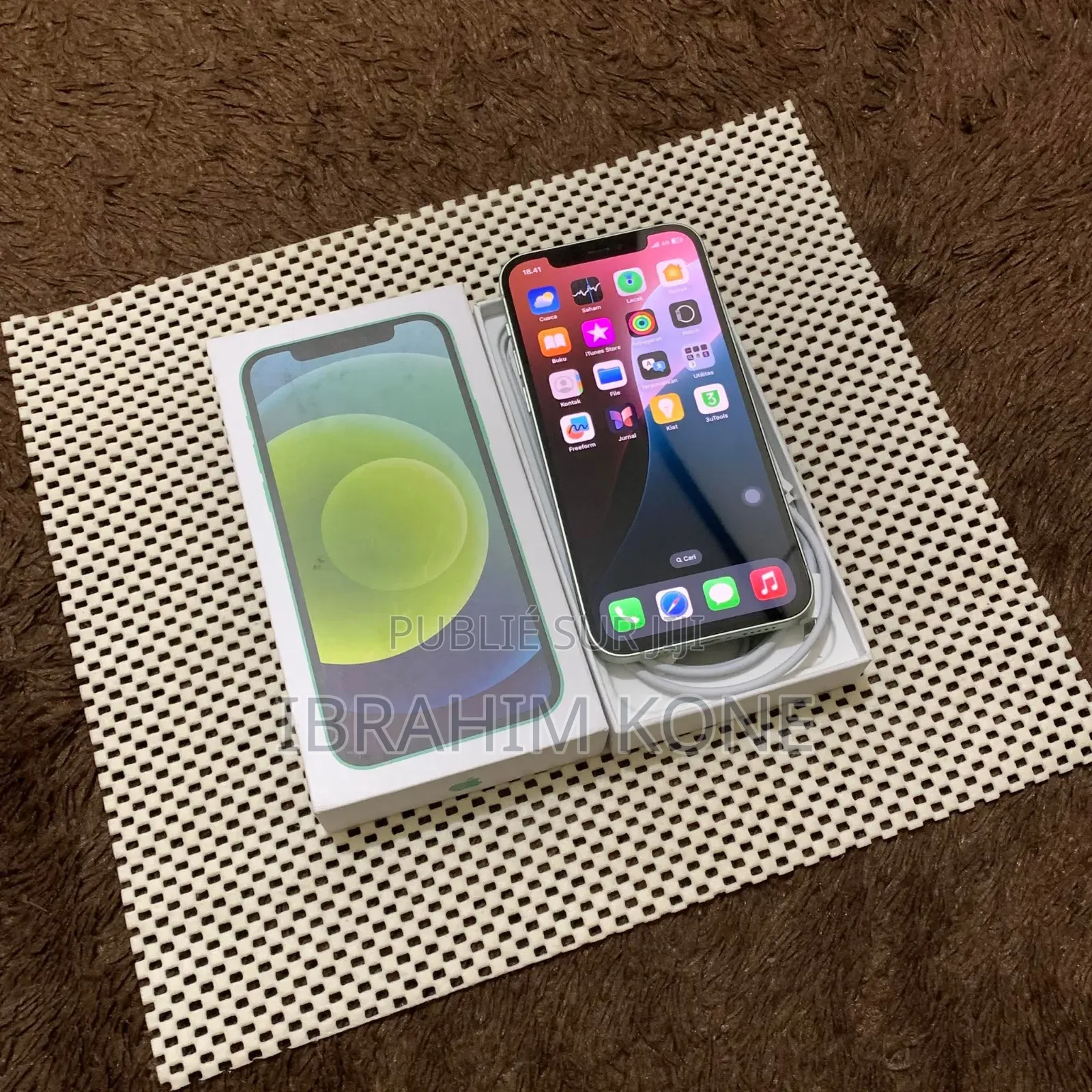 Nouveau Apple iPhone 11 128 GB Argenté