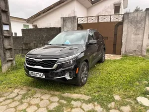Kia Seltos 2021 Noir