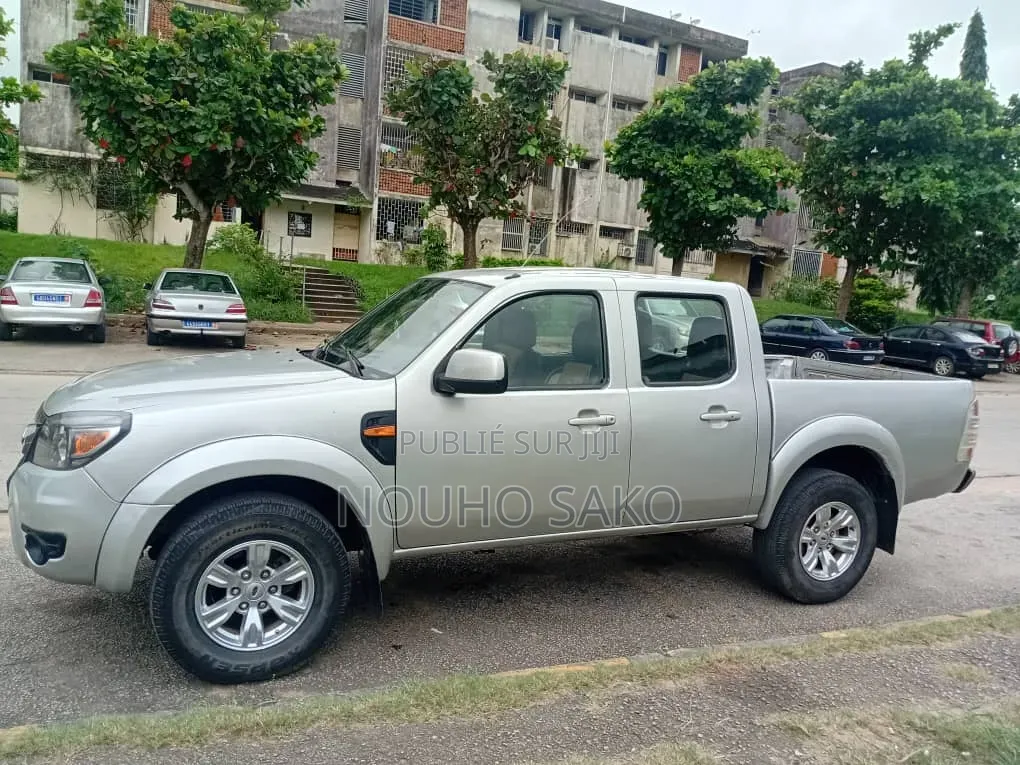 Ford Ranger 2010 Gris