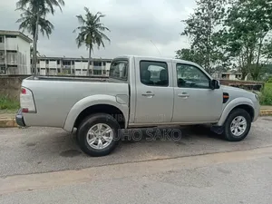 Ford Ranger 2010 Gris