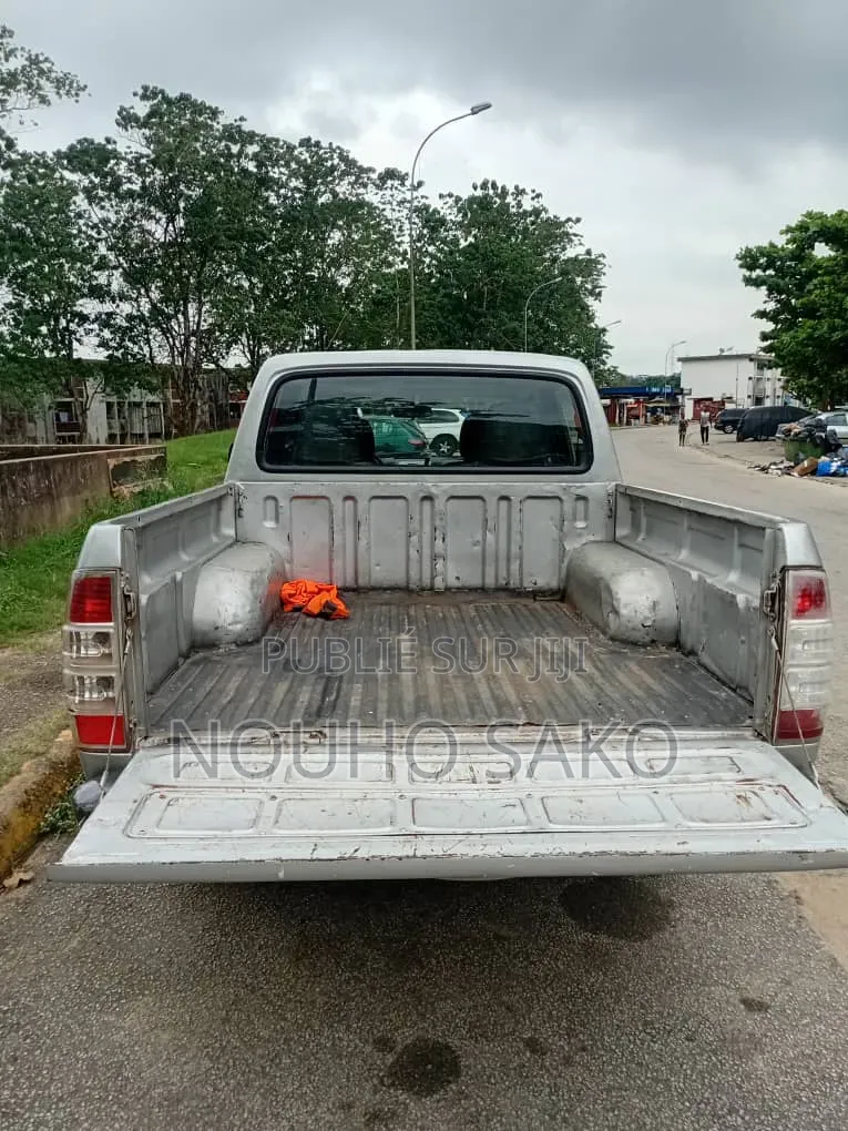 Ford Ranger 2010 Gris