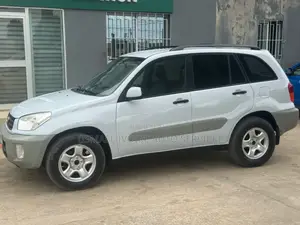 Toyota RAV4 2005 Blanc