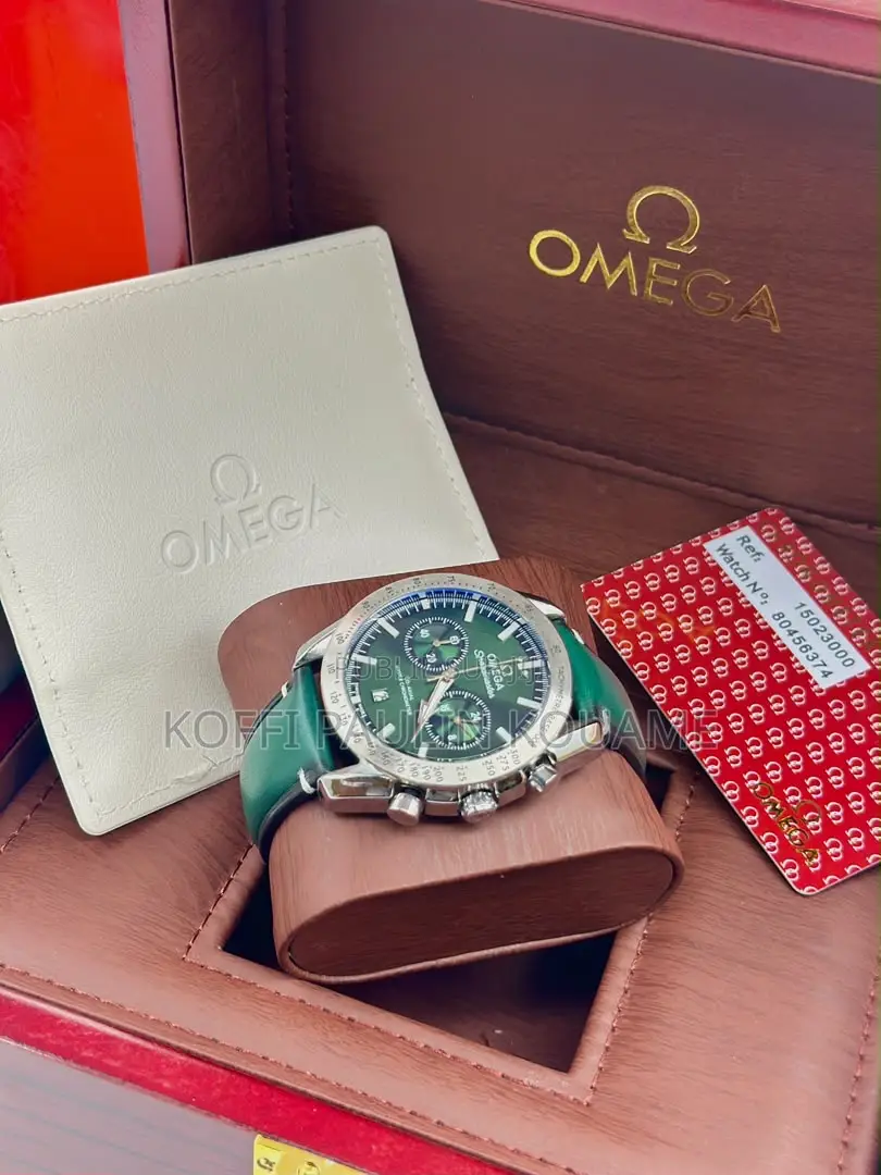 Montre  Style Luxe Pour Homme en Cuir