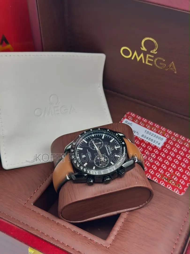 Montre  Style Luxe Pour Homme en Cuir