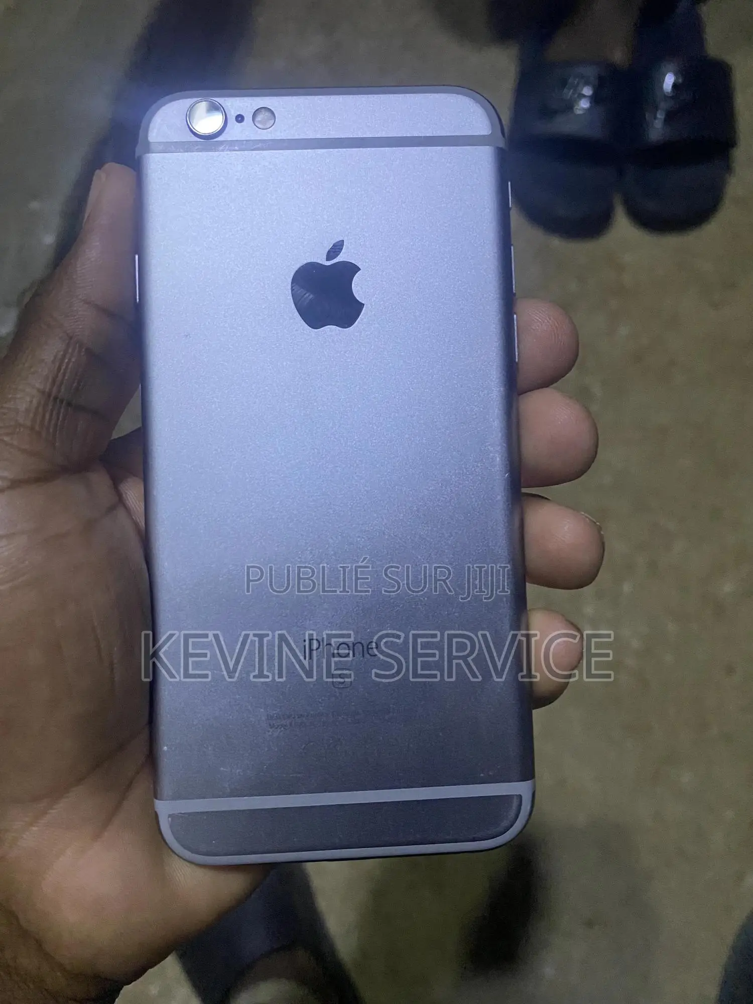 Nouveau Apple iPhone 6s 32 GB Gris