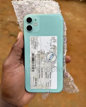 Nouveau Apple iPhone 11 128 GB Autre
