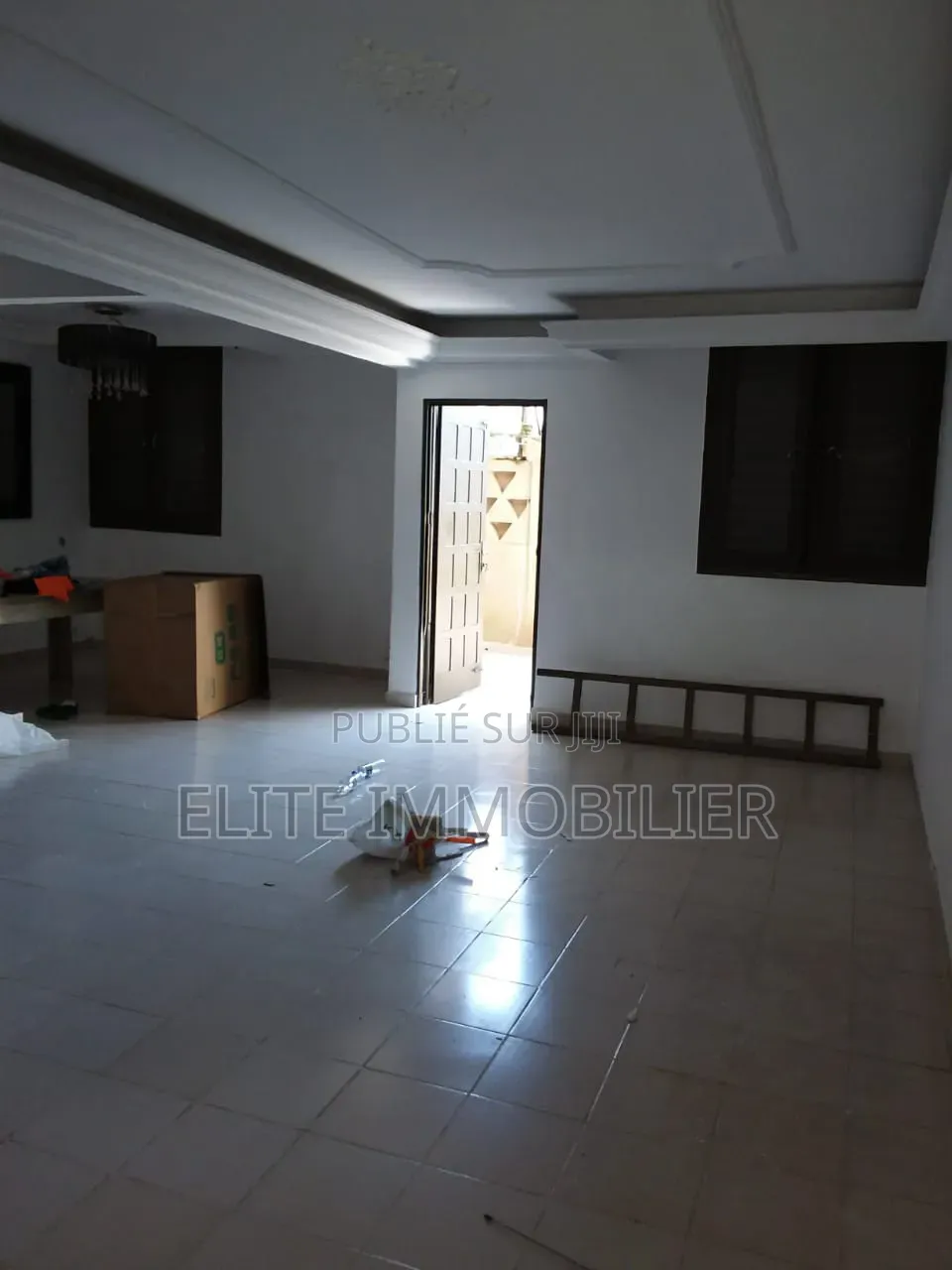 4chbre Villa dans Cocody Deux Plateaux à Louer