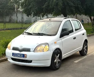 Toyota Yaris 2005 Blanc