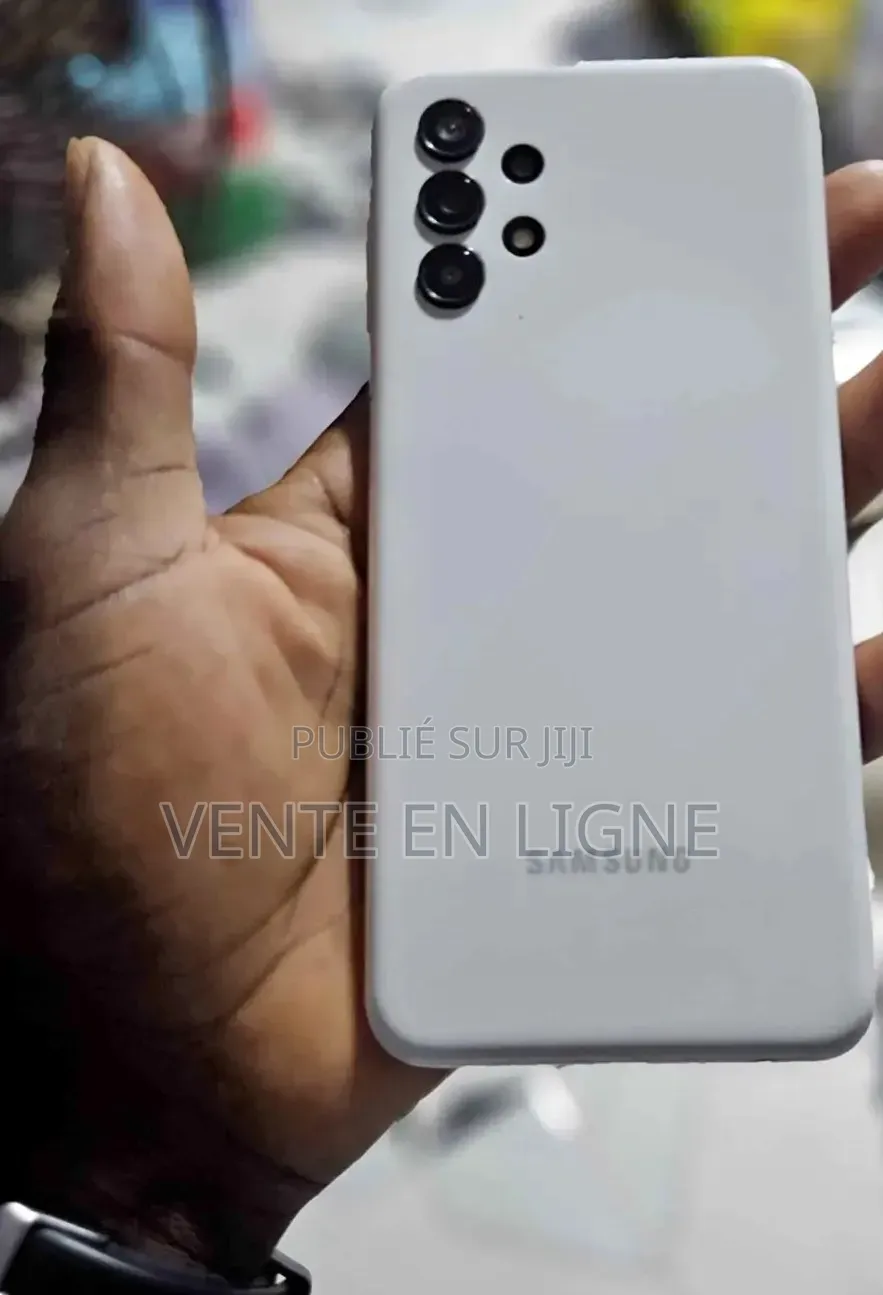 Nouveau Samsung Galaxy A13 128 GB Blanc