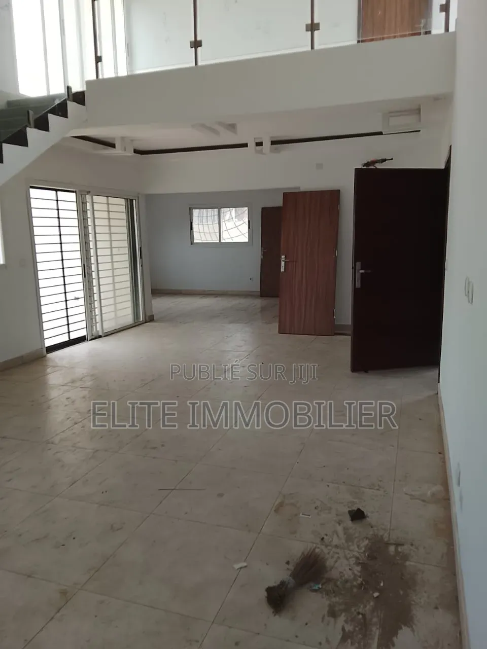 5chbre Duplex dans Angre Cgk, Cocody à Louer