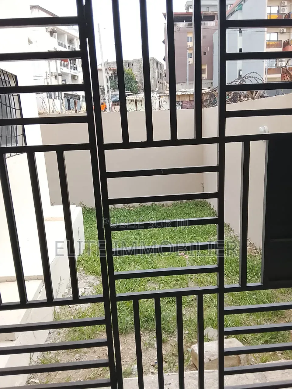 5chbre Duplex dans Angre Cgk, Cocody à Louer
