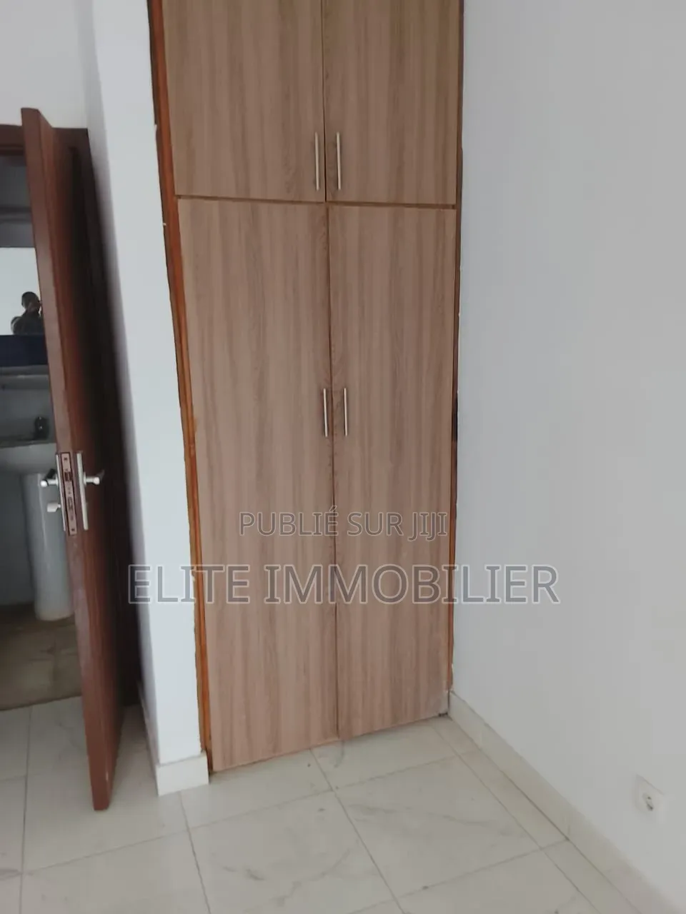 5chbre Duplex dans Angre Cgk, Cocody à Louer