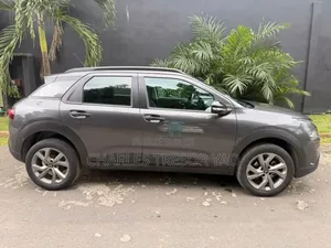 Citroen C4 2024 Gris