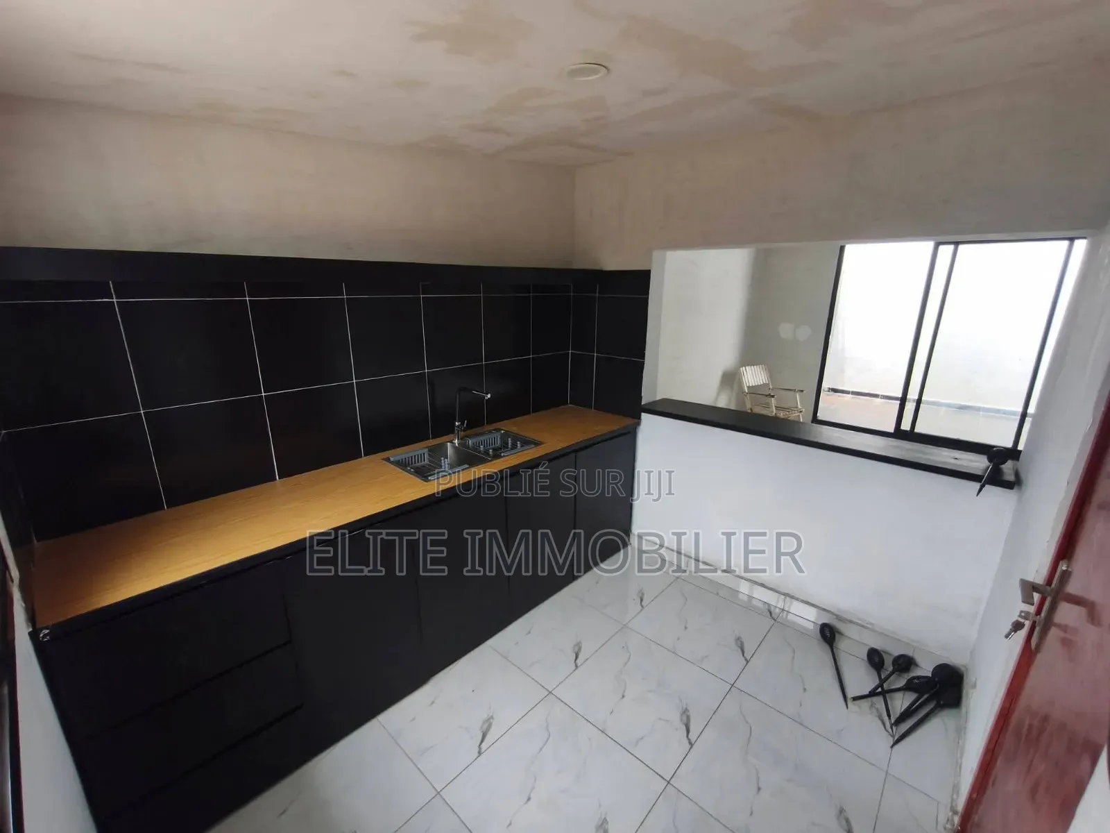 1chbre Villa dans Bingerville à Louer