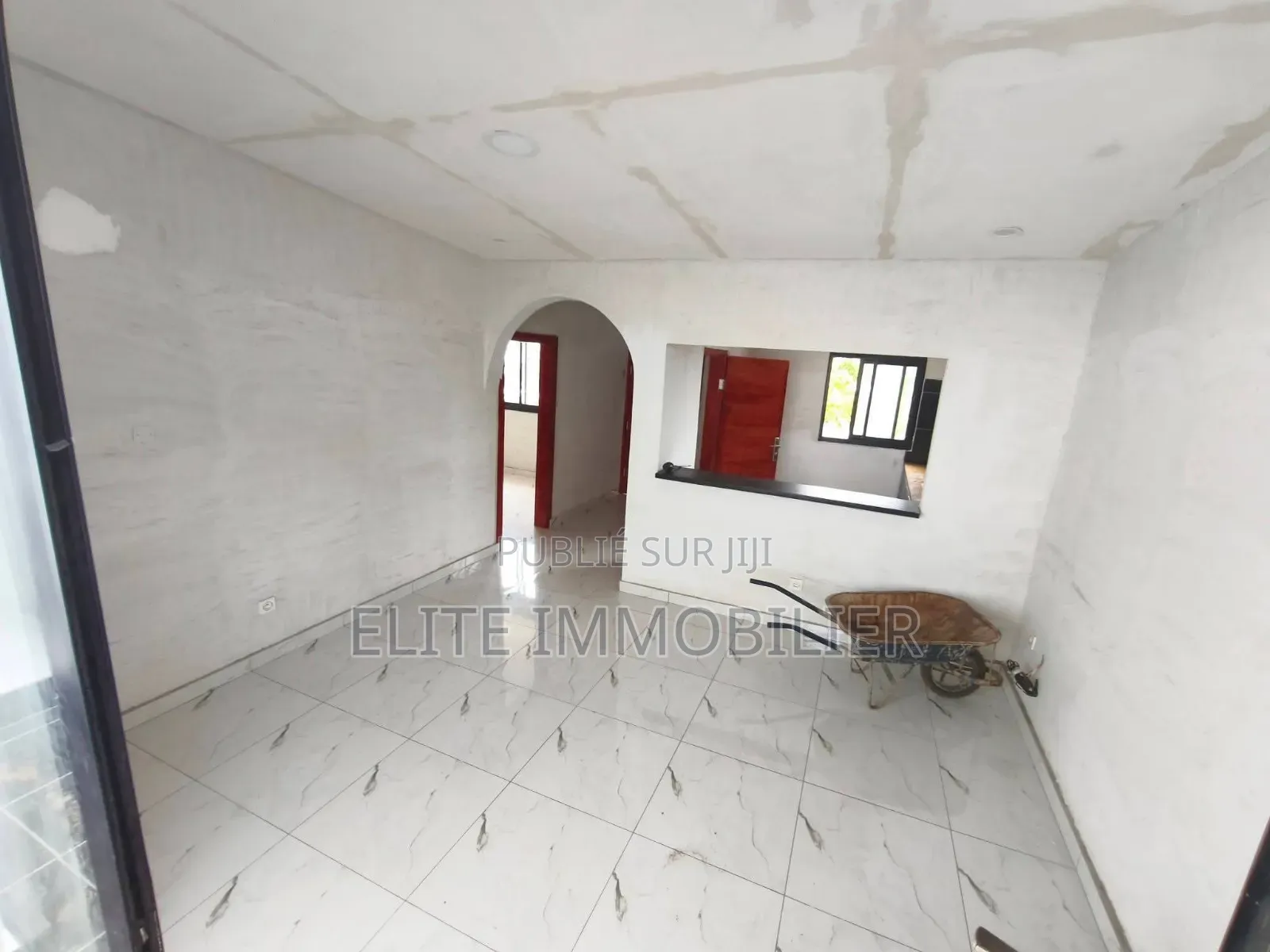 1chbre Villa dans Bingerville à Louer
