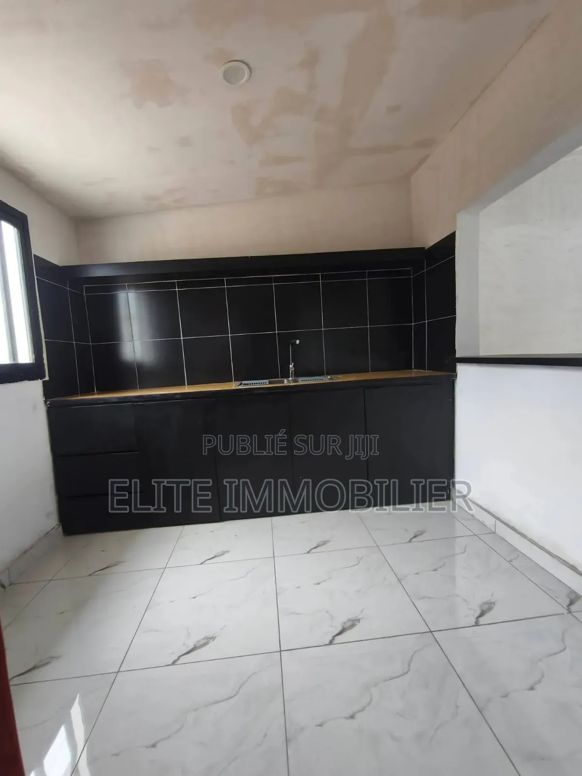 1chbre Villa dans Bingerville à Louer