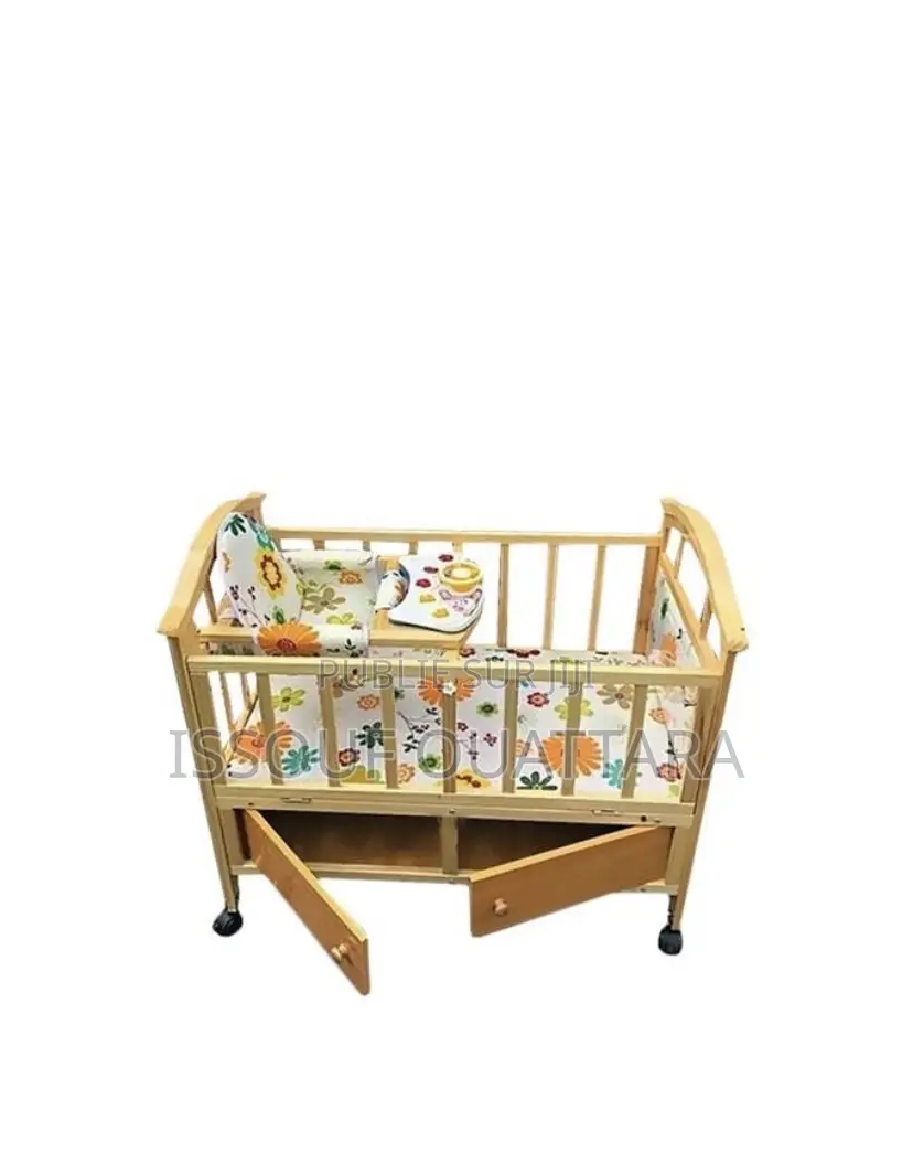 Berceau Bébé Avec Roulette + Table À Manger - Bois