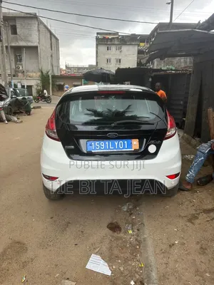 Ford Fiesta 2017 Blanc