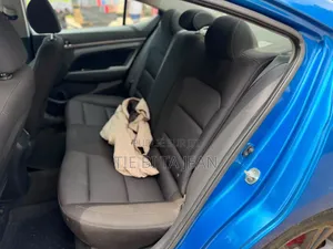 Hyundai Elantra 2018 Bleu