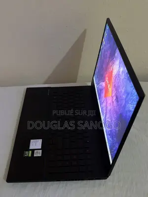 Nouveau Ordinateur portable HP Omen 15 16GB Intel Core i7 SSD 512GB