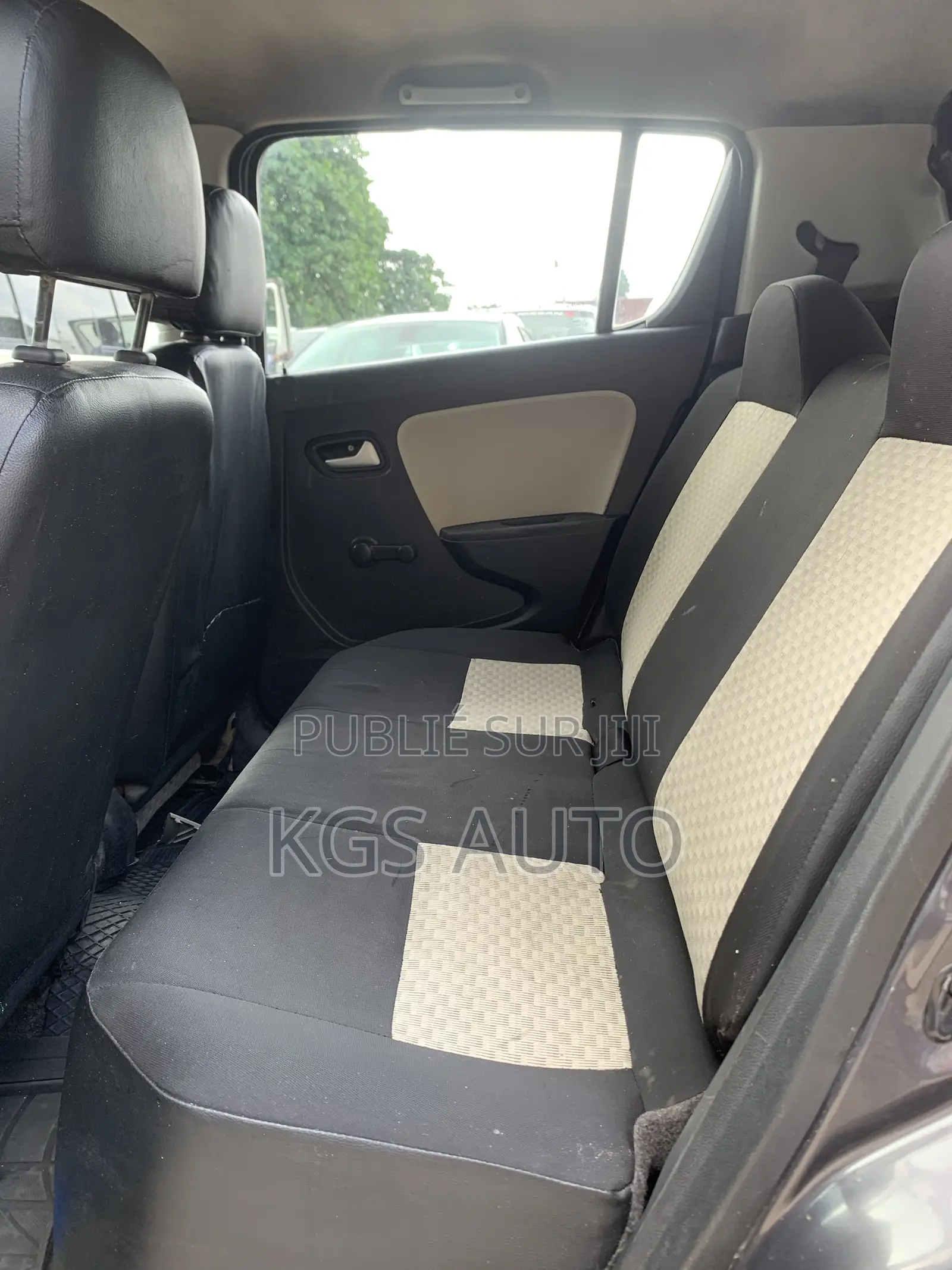 Suzuki Alto 2024 Orange