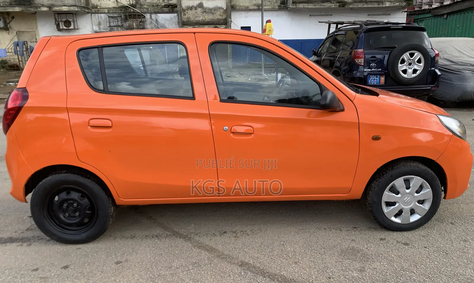 Suzuki Alto 2024 Orange