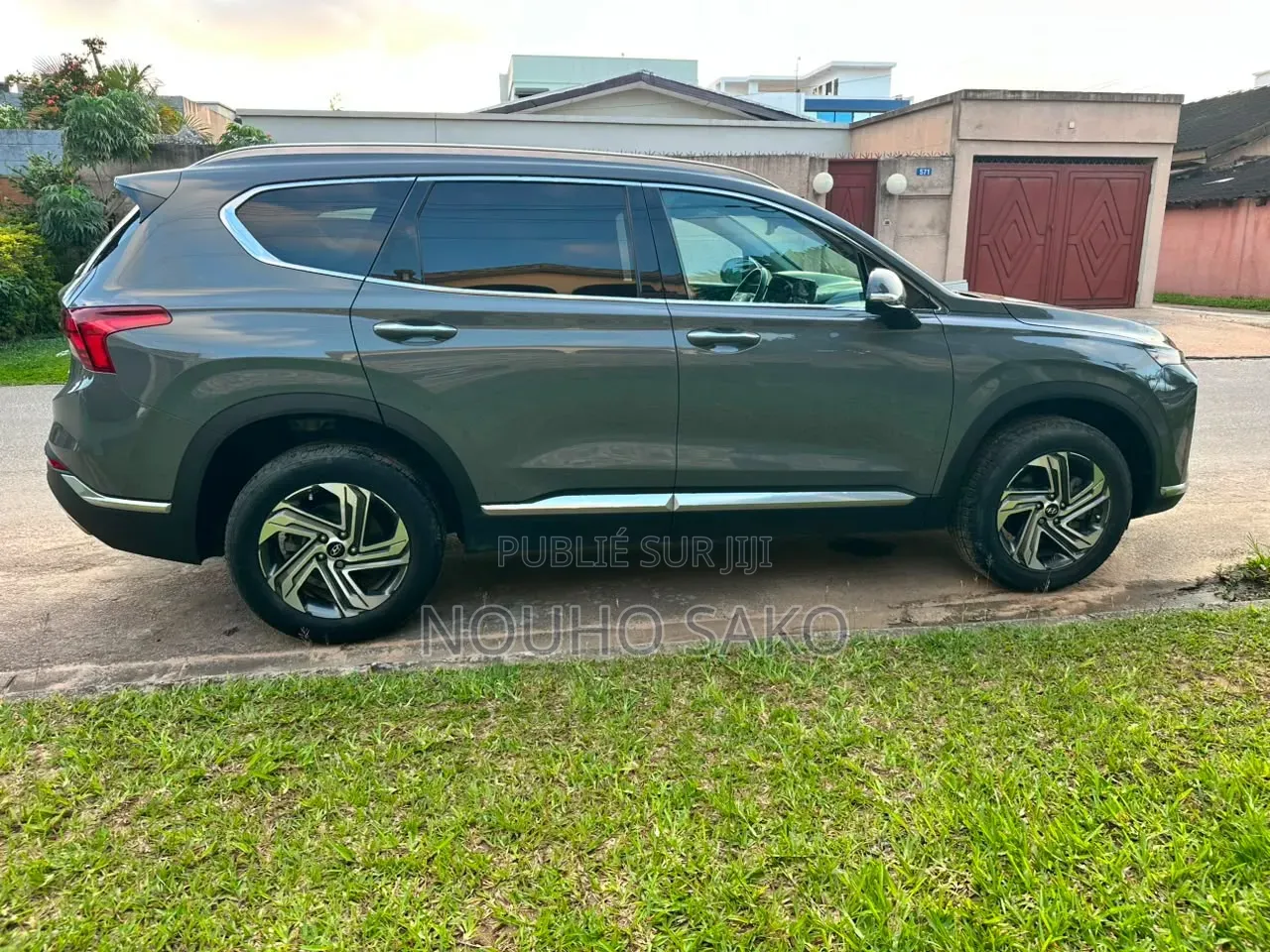 Hyundai Santa Fe 2023 Gris
