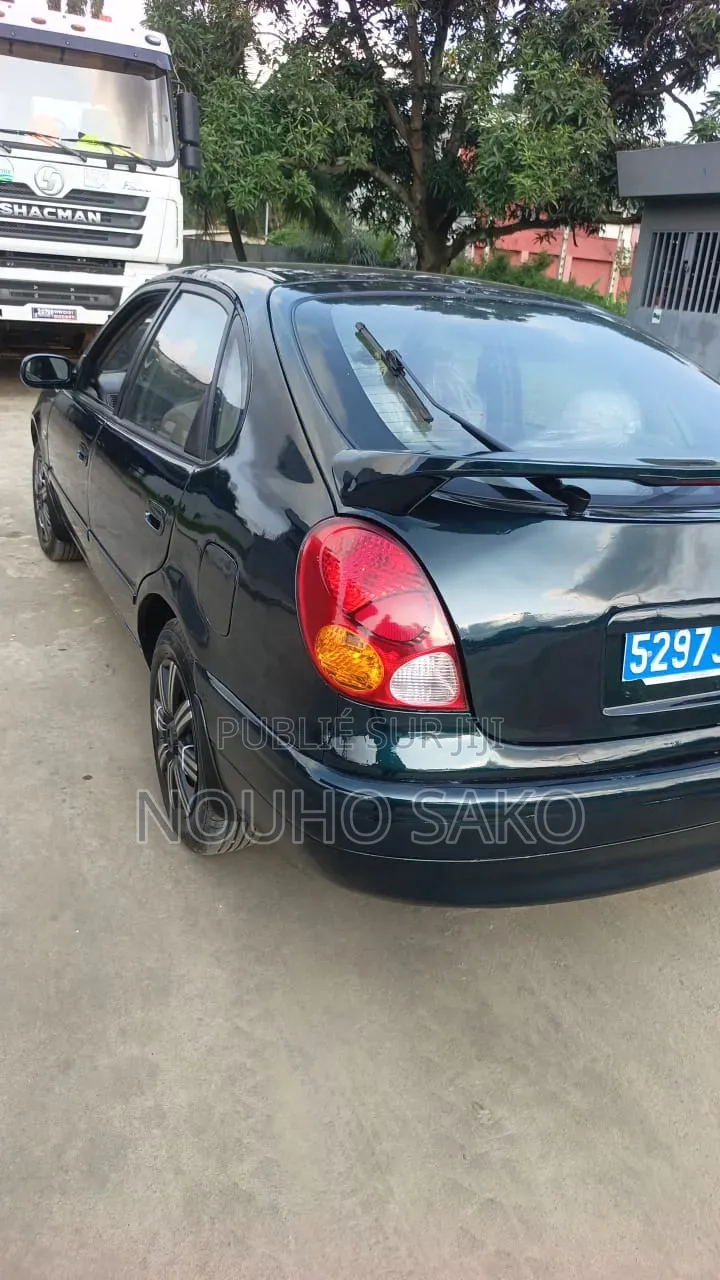 Toyota Corolla 2002 Noir