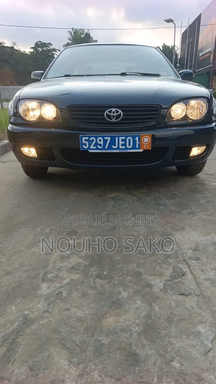 Toyota Corolla 2002 Noir