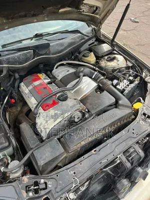 Mercedes-Benz C200 2001 Argenté