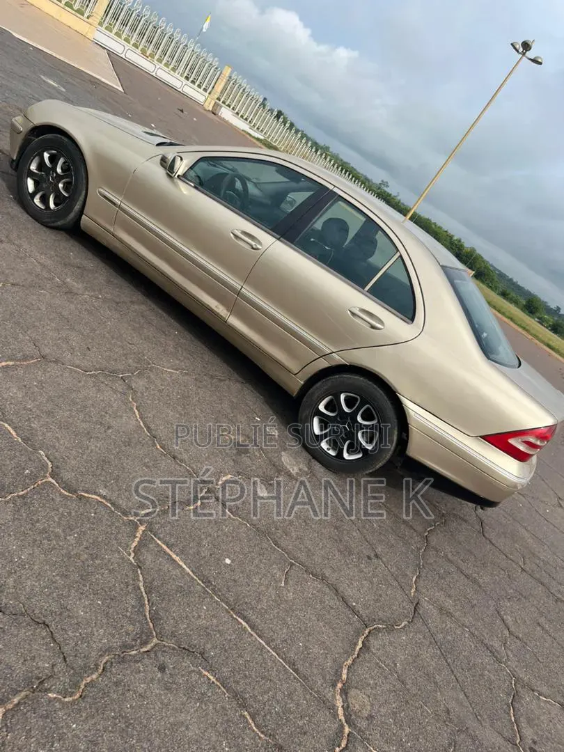 Mercedes-Benz C200 2001 Argenté
