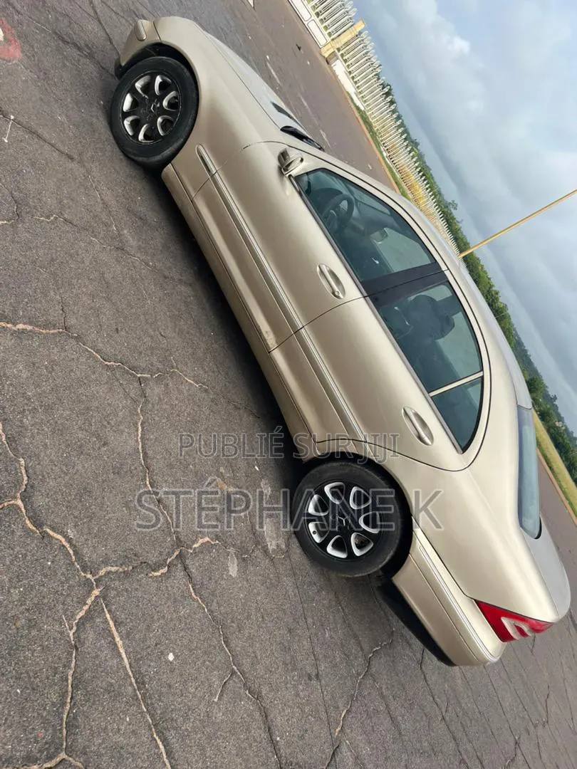 Mercedes-Benz C200 2001 Argenté