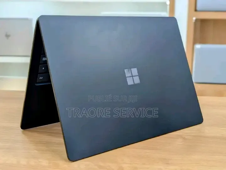 Nouveau Ordinateur de bureau HP 200 G4 256GB Intel Core i9 HDD 512GB