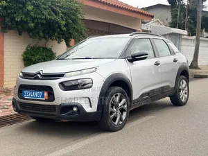 Citroen C4 2021 Gris