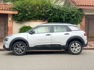 Citroen C4 2021 Gris