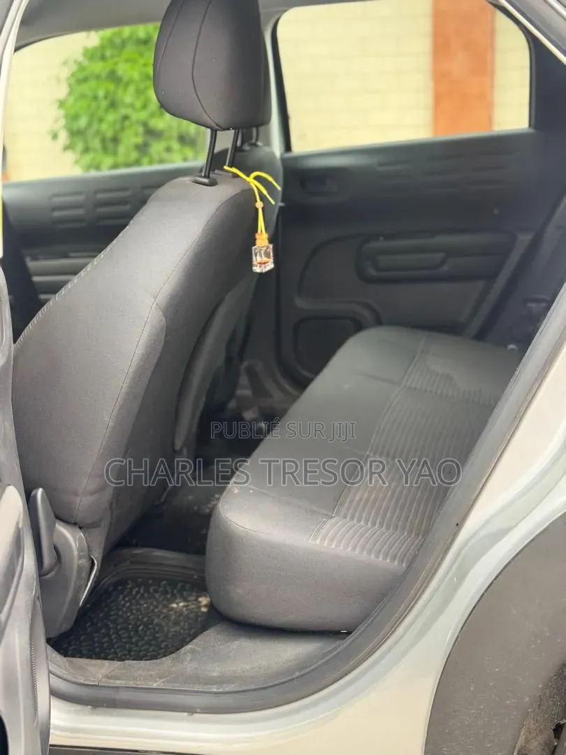 Citroen C4 2021 Gris