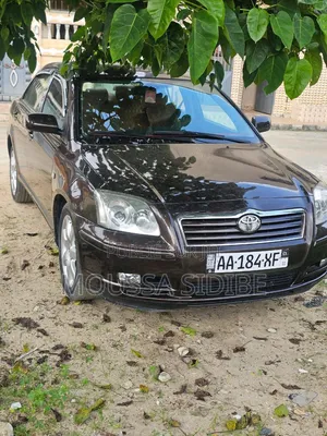 Toyota Avensis 2005 Gris