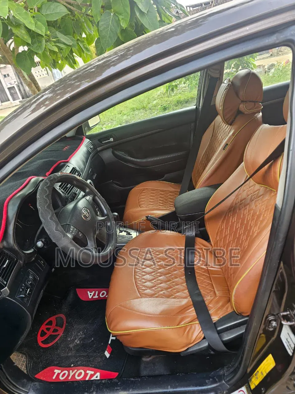 Toyota Avensis 2005 Gris