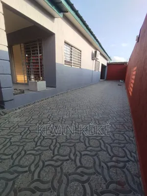 4chbre Villa dans Grâces Immobilier, Bingerville à Louer