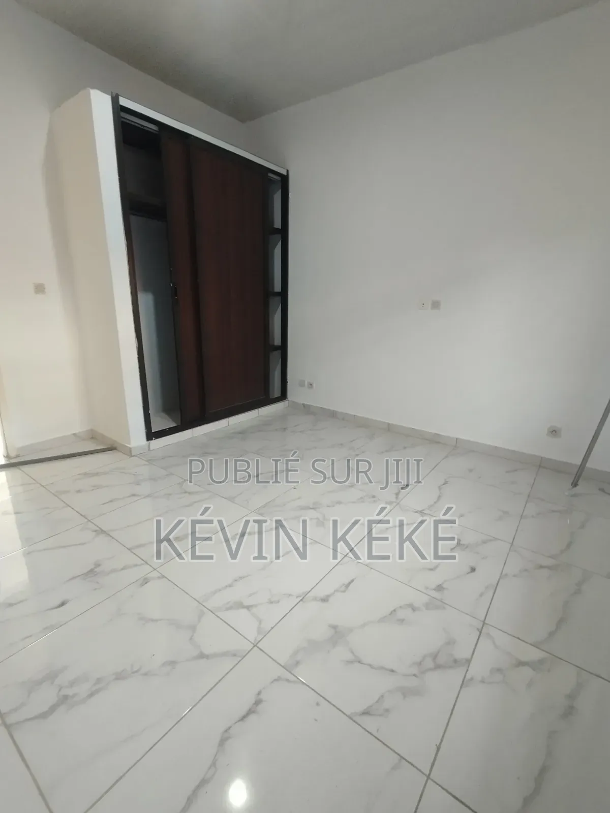 4chbre Villa dans Grâces Immobilier, Bingerville à Louer