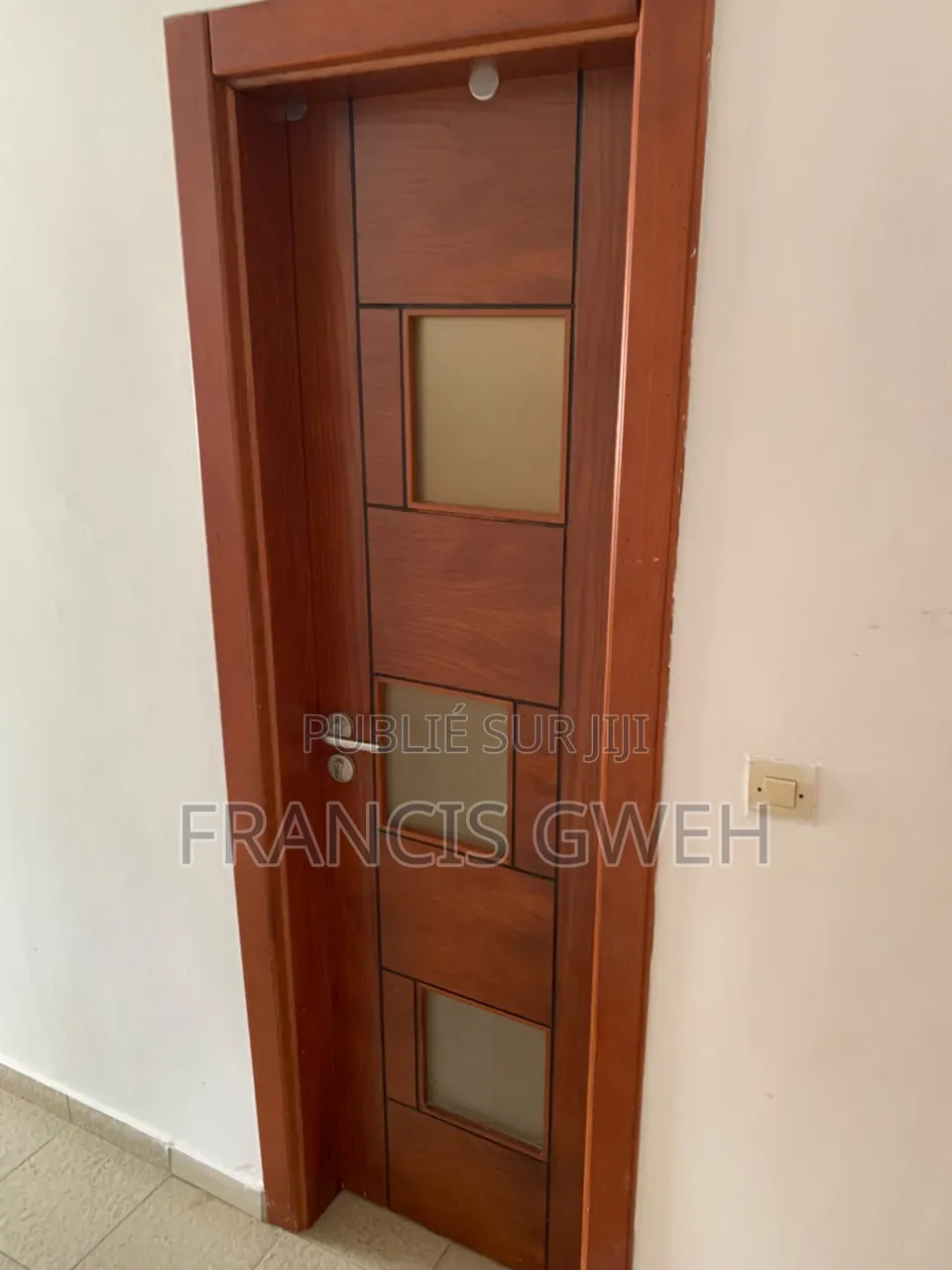 5chbre Duplex dans Francis Gweh, Cocody à Louer