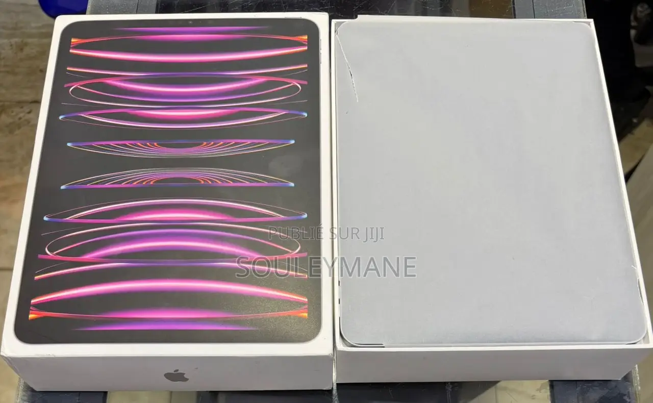 Ordinateur portable Apple MacBook Pro 2022 M2 8GB Apple M2 SSD 128GB