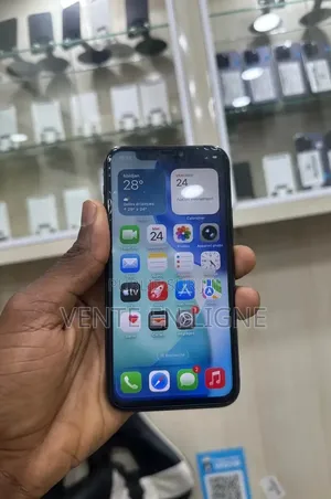 Nouveau Apple iPhone 11 128 GB Bronze