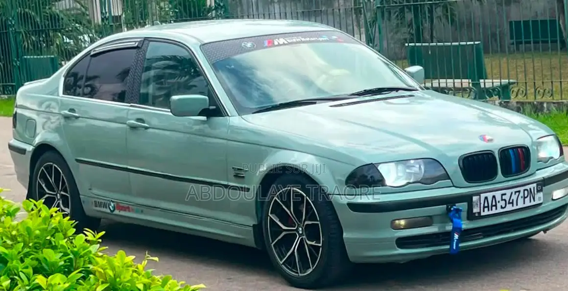 BMW 318i 2000 Vert