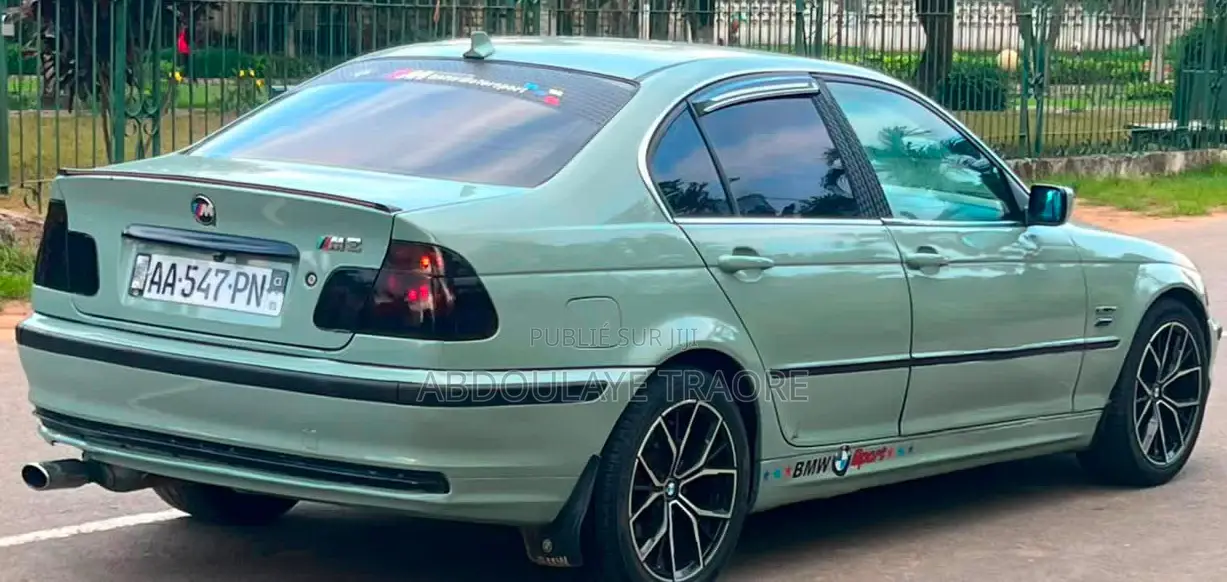 BMW 318i 2000 Vert
